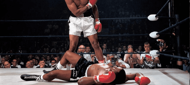 Dealing with Eventual Consistency and Idempotency in MongoDB projections